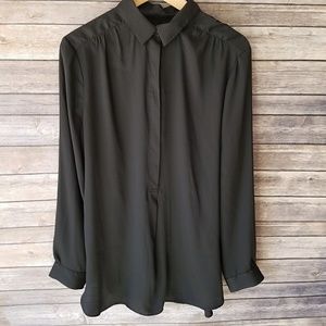 🌿Loft Women's Longsleeved Black Top Size L